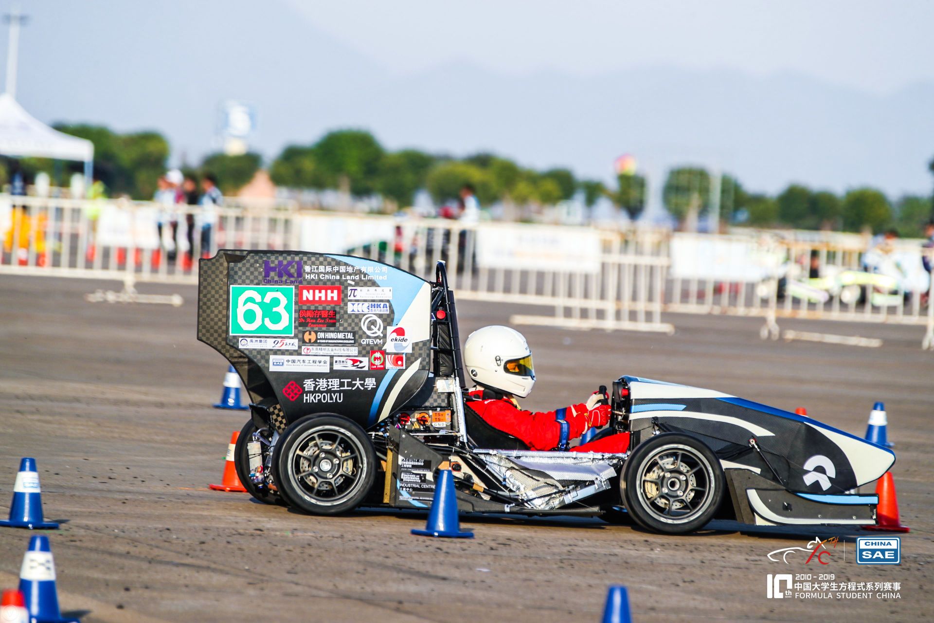 Outstanding Work by Students (OWS) - PolyU E-Formula Racing Team - OWS